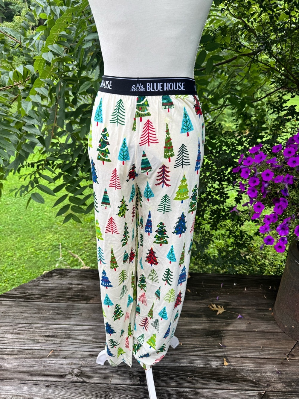 NWT Little Blue House Christmas Tree Pajama Pants Glow In Dark Pockets Large - Picture 6 of 12